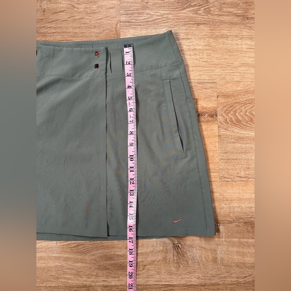 Nike Golf Dri-FIT Performance Wrap Mini Skirt | Women’s Size 8 - Picture 7 of 10